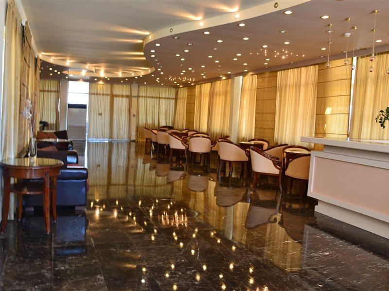 Alexandros Hotel Перама Экстерьер фото