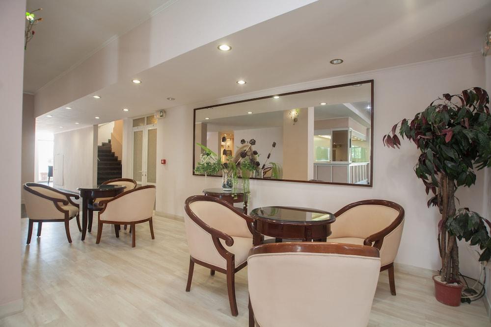 Alexandros Hotel Перама Экстерьер фото