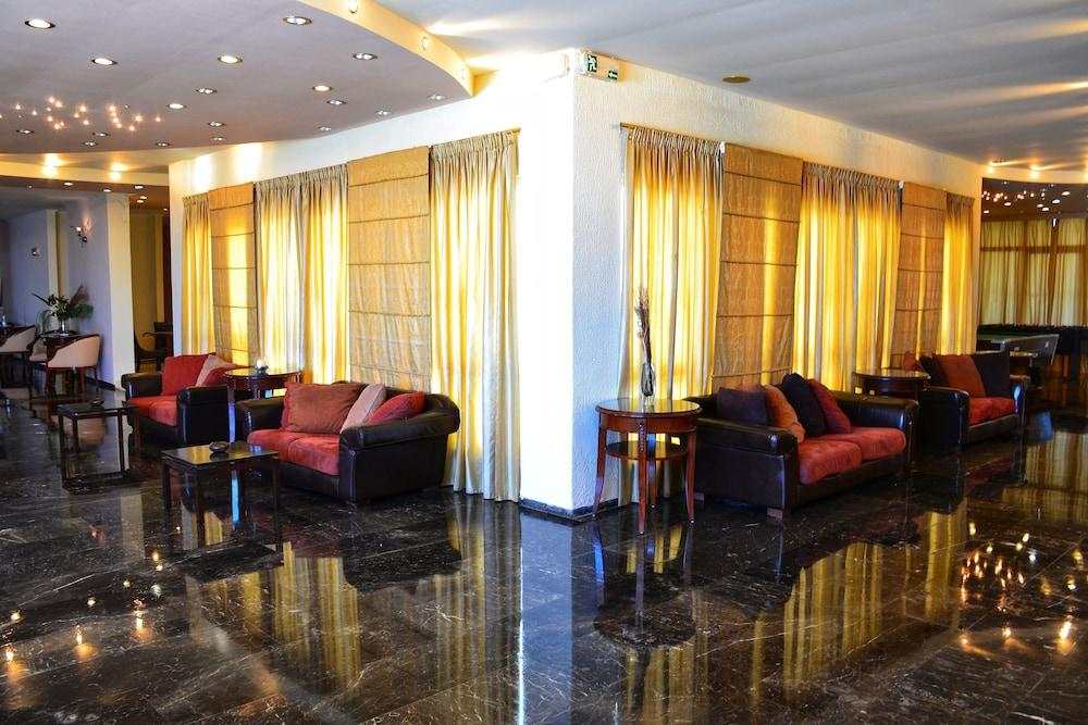 Alexandros Hotel Перама Экстерьер фото